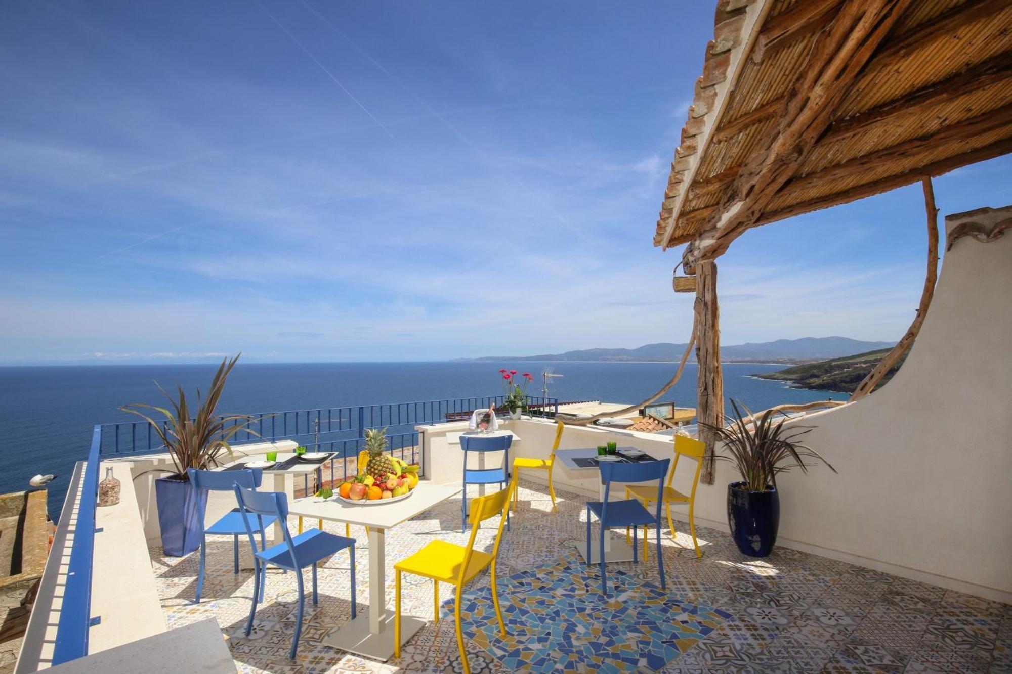 B&B Domos Mi & Ro Castelsardo Bagian luar foto