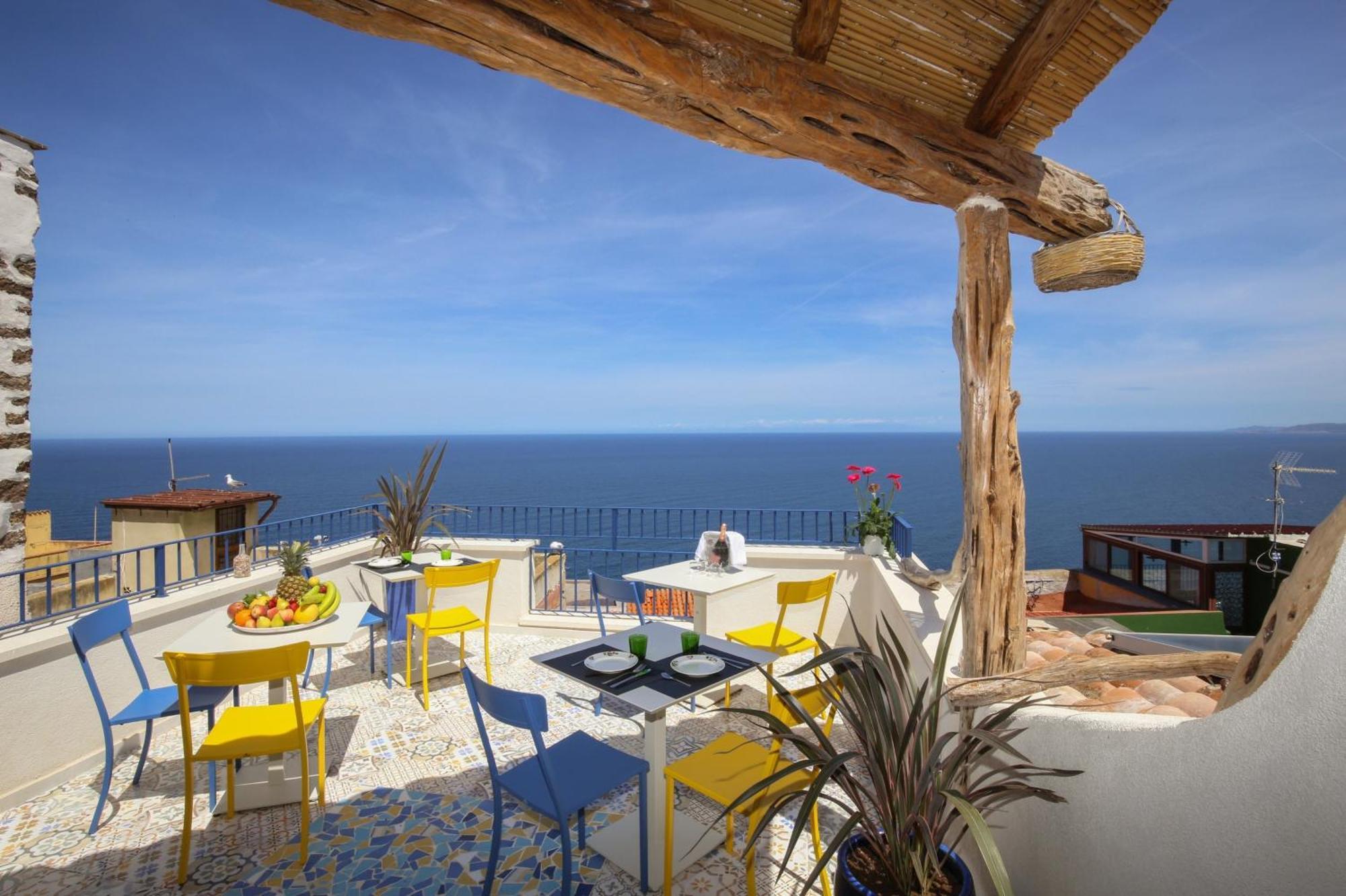 B&B Domos Mi & Ro Castelsardo Bagian luar foto