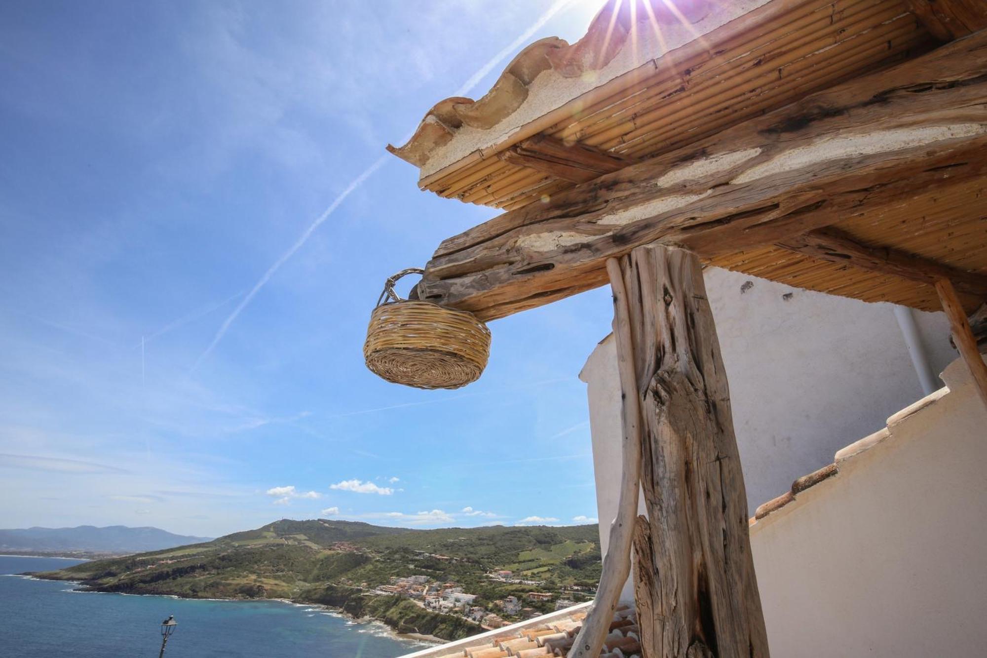 B&B Domos Mi & Ro Castelsardo Bagian luar foto