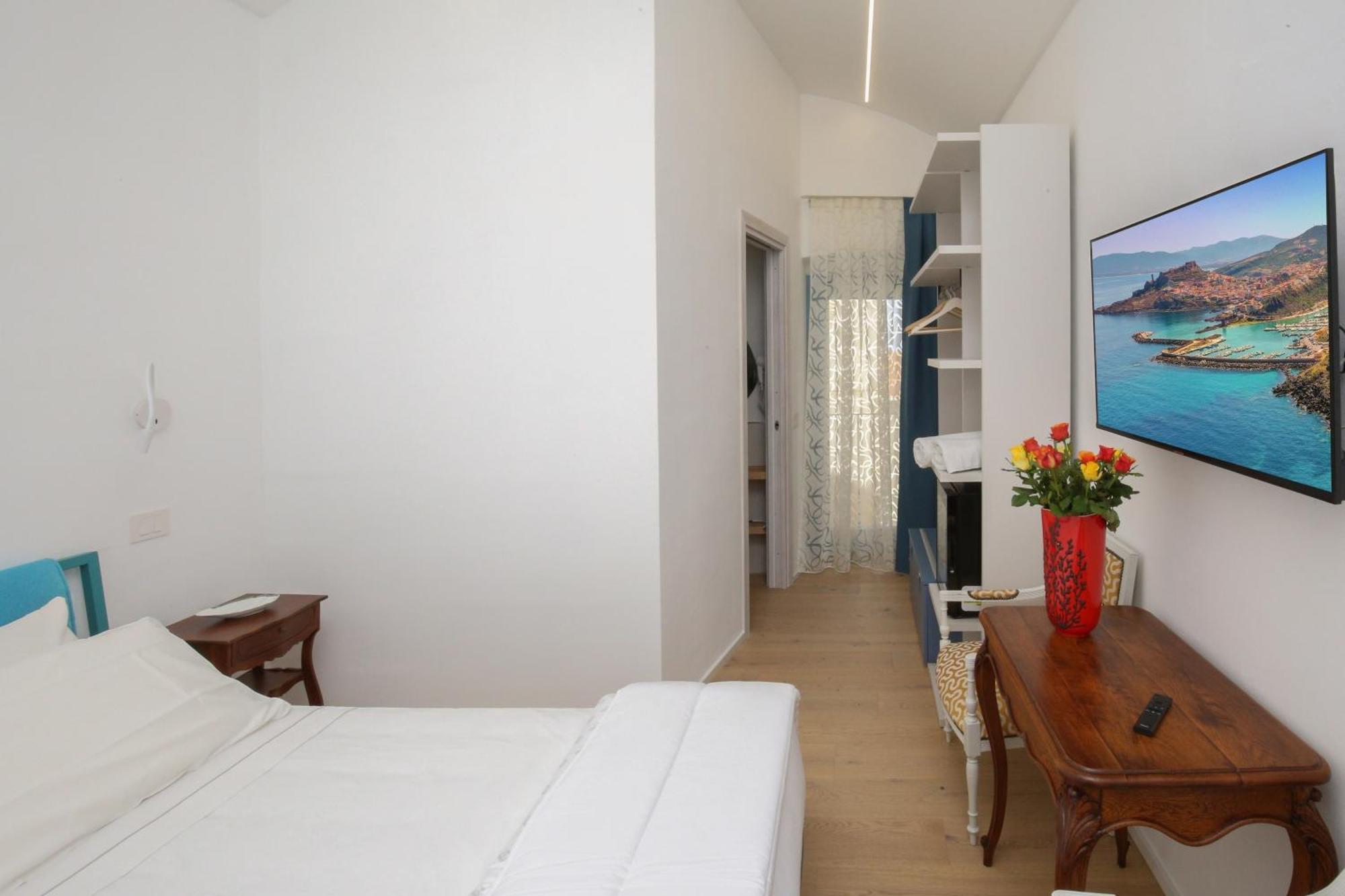 B&B Domos Mi & Ro Castelsardo Bagian luar foto