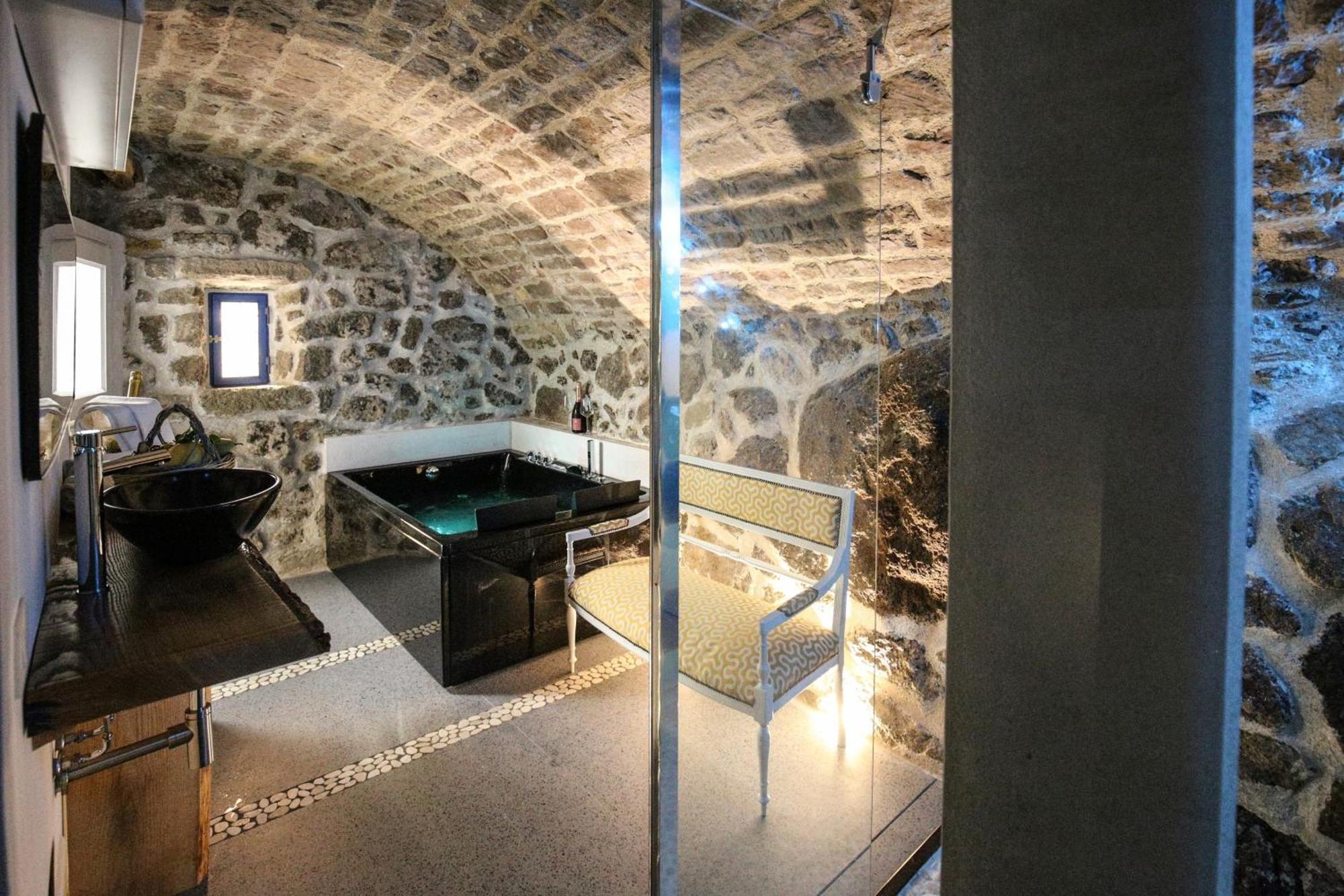 B&B Domos Mi & Ro Castelsardo Bagian luar foto