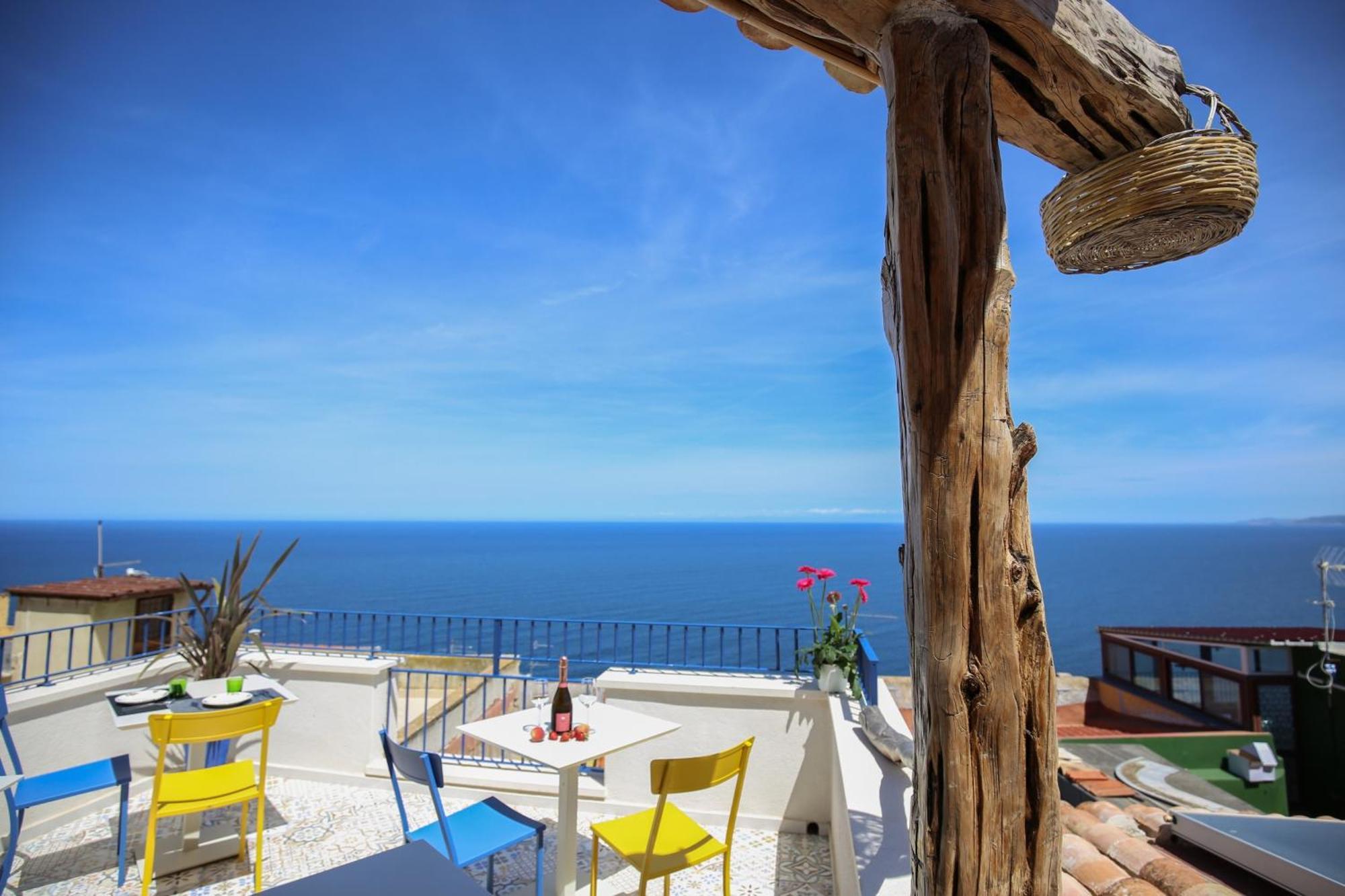 B&B Domos Mi & Ro Castelsardo Bagian luar foto