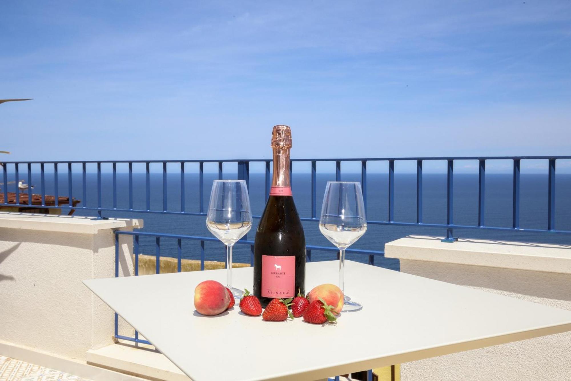 B&B Domos Mi & Ro Castelsardo Bagian luar foto