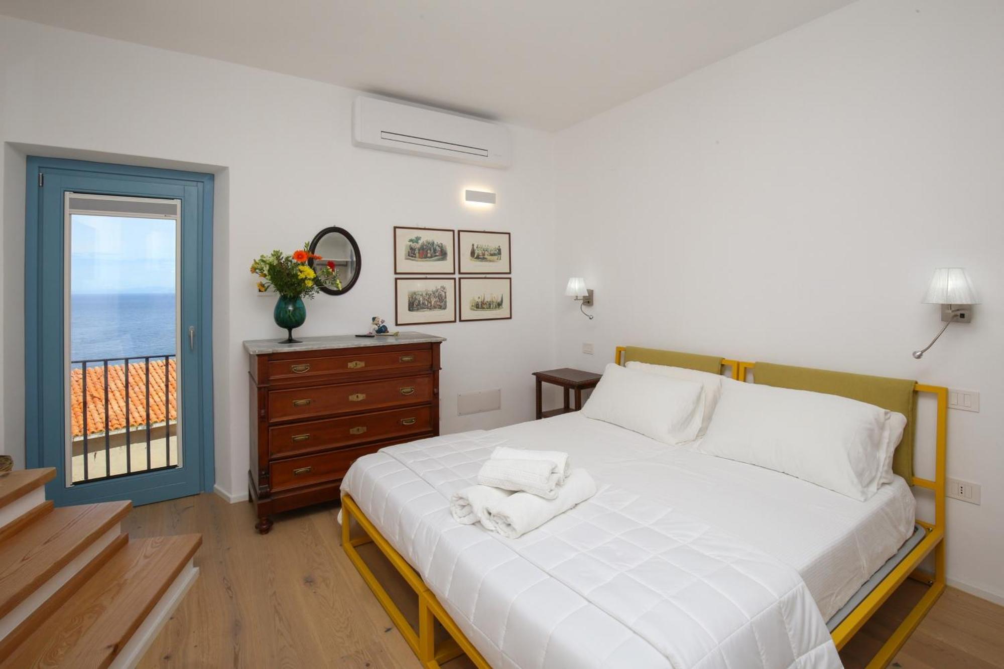 B&B Domos Mi & Ro Castelsardo Bagian luar foto