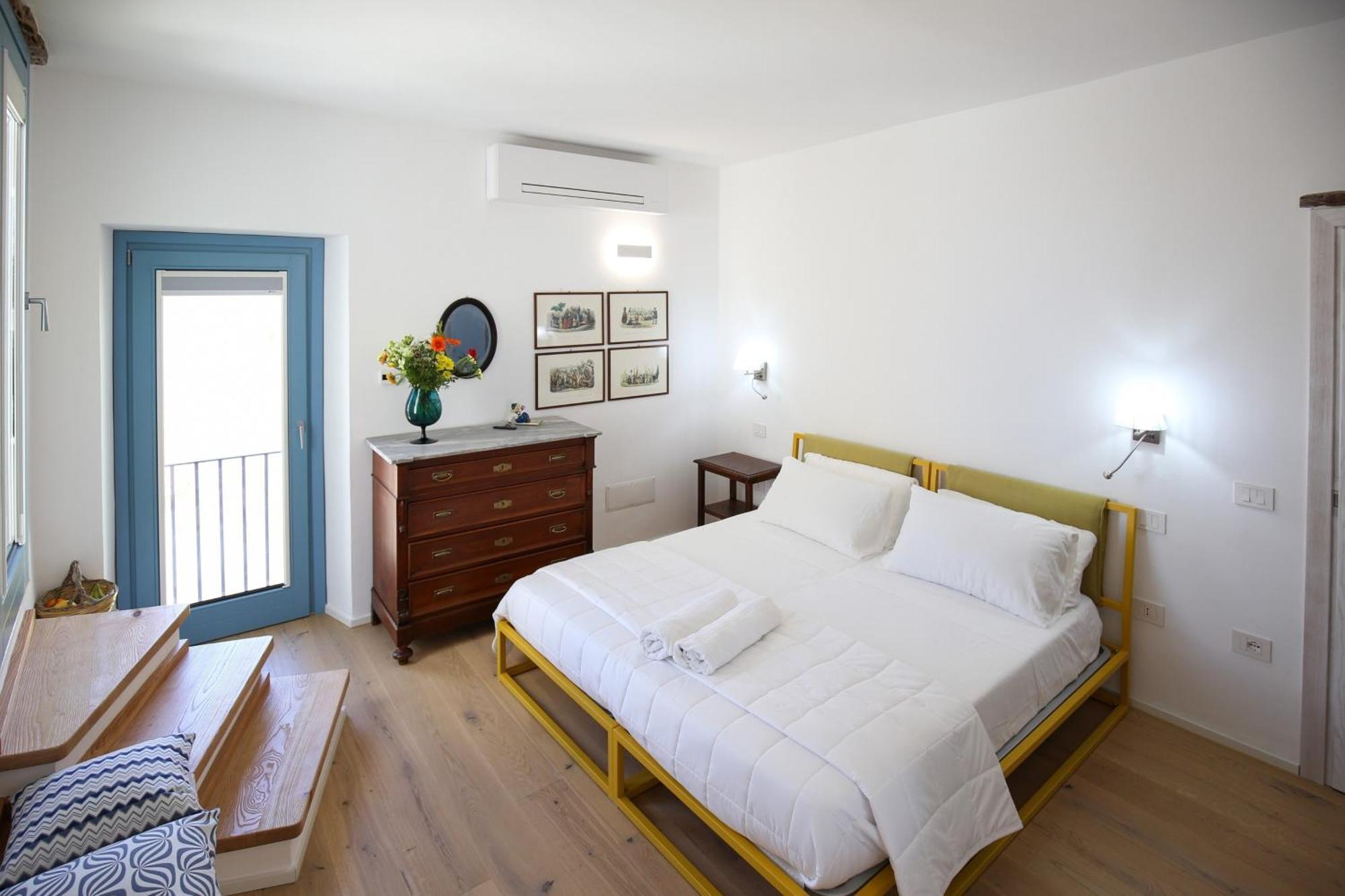 B&B Domos Mi & Ro Castelsardo Bagian luar foto