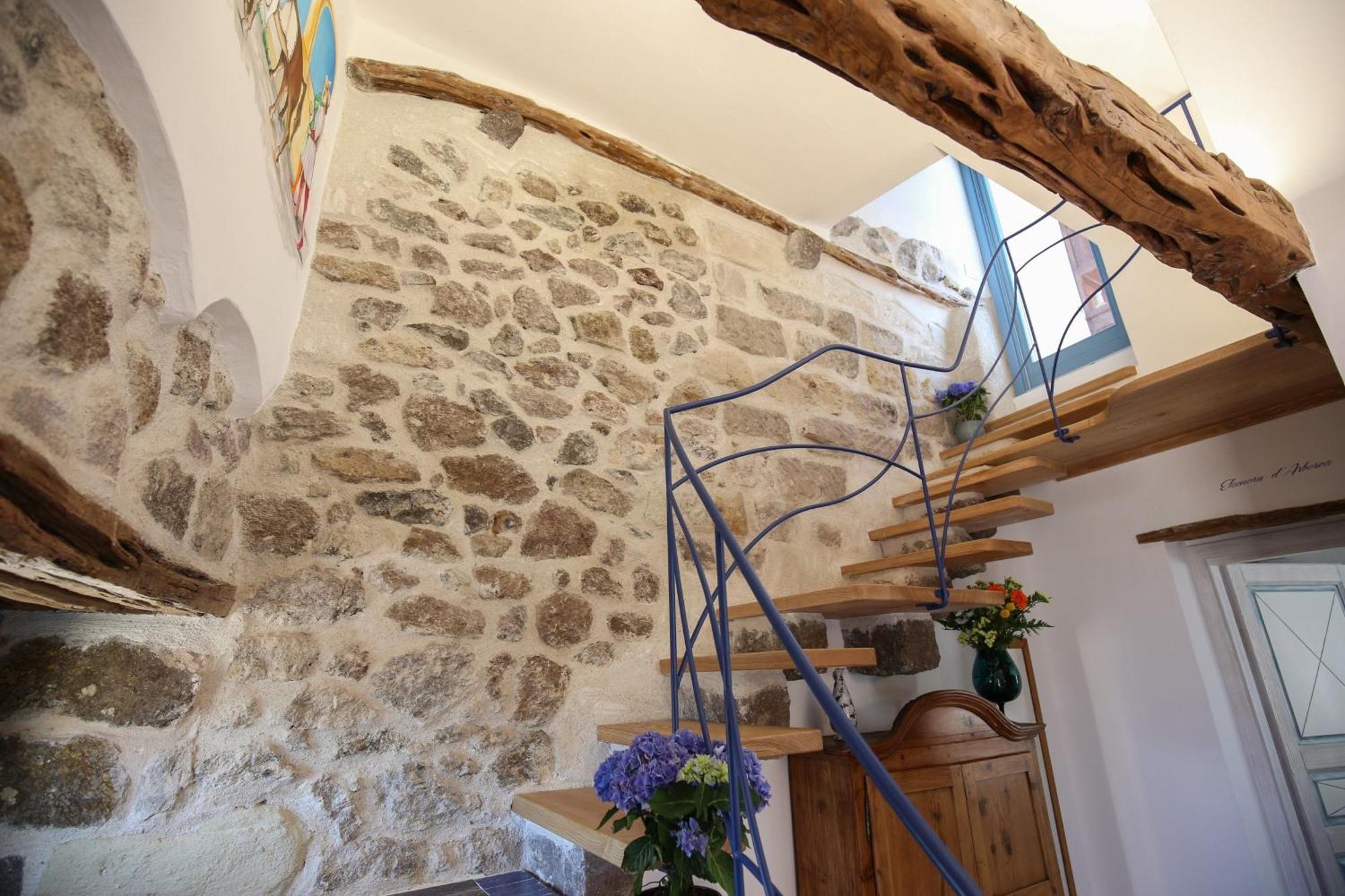 B&B Domos Mi & Ro Castelsardo Bagian luar foto